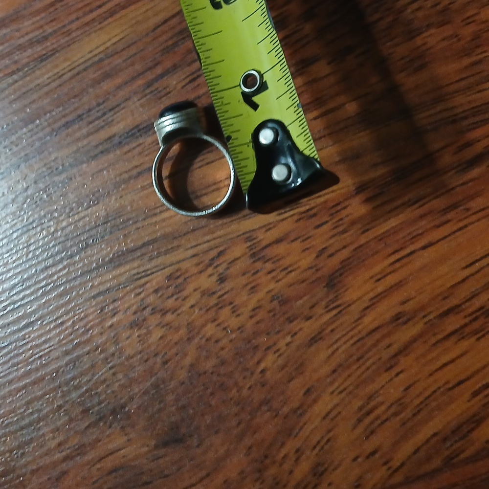 Ring - Picture 5 of 6